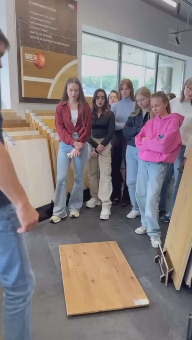 Лекция о мире напольных покрытий от салона Европол