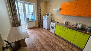 Андреева 8. Сдается однокомнатная квартира.  мкр-н Суворовский.  16000р Ростов-на-Дону.  89614390879