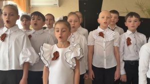 Музыка Е. Заборонок, Давида Тухманова, слова А. Усачёва, Е. Заборонок "Что такое День Победы"