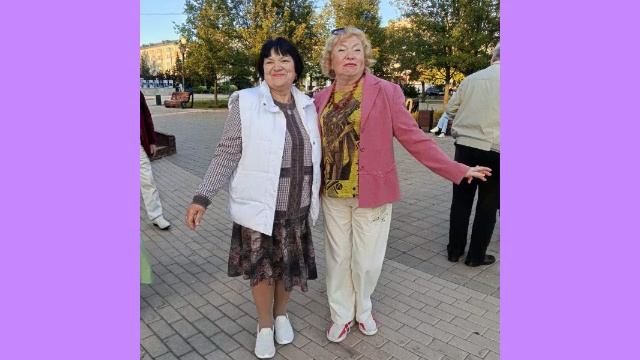 С днем рождения Светлана от Екатерины Наумовой 09.10.25.