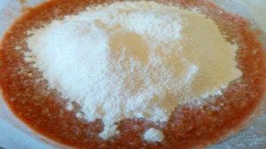 Несладкие булочки на томатном соке