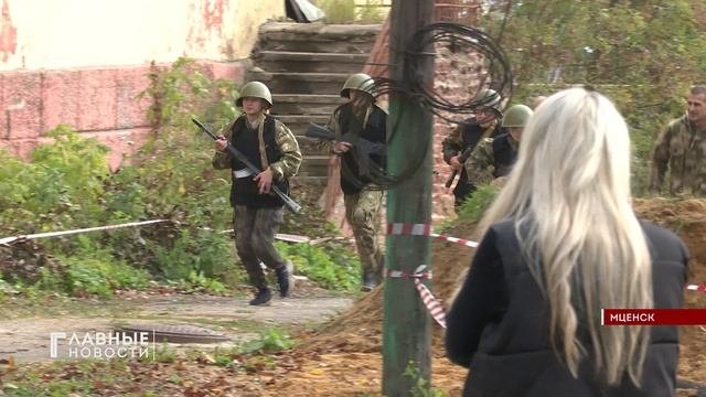 Мценские школьники состязался в Открытом турнире по военно-патриотическим соревнованиям