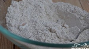 Морковный пирог с орехами