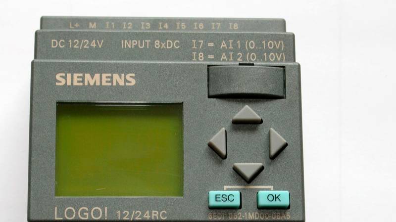 Программирование логических реле LOGO Soft Comfort