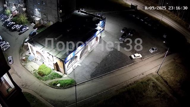 #ддд #пьяняйзарулем чуть-чуть не разбил людям машины так ещё потом эта машина брошенной всплыла