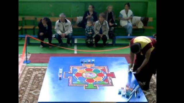 Мандала Зеленой Тары построеная в Улан-Холе(8-12 июня 2016) 9.06.2016 часть 2