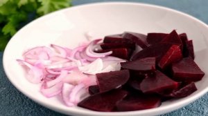 Розовый салат