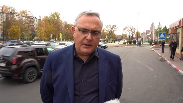 У торгового центра в Егорьевске обновили парковку