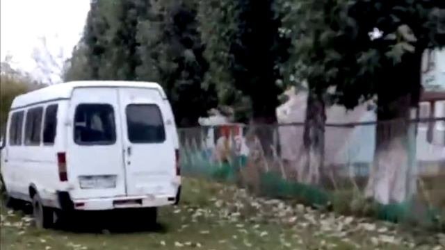 Парковщик из Омска ул Энтузиастов 17 А