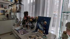 Прогулка-экскурсия по магазину кукол ручной работы.