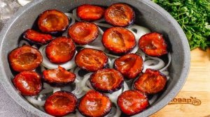 Курица со сливой в духовке