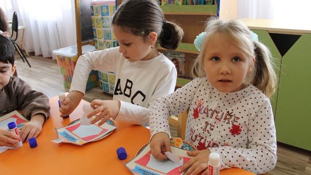 Открытка ко Дню пожилого человека