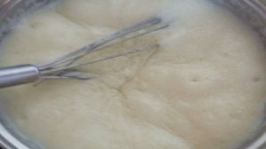 Манная каша с малиной