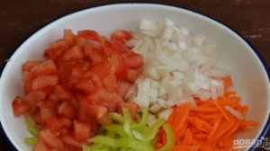 Курица, тушенная в мультиварке