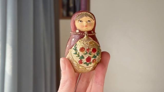 Елочная игрушка РАСПИСНАЯ МАТРЁШКА в красном платке, полистоун, 7 см, MC37062-1
