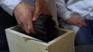 Прожгут ли 1000 бенгальских огней закрытый сейф?