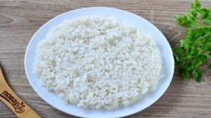 Салат с рисом и шпротами