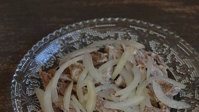 Салат Мужской каприз с говядиной и сыром