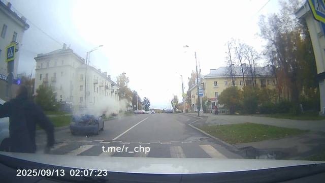 ДТП на пешеходном в Новоуральске С огоньком подкатил