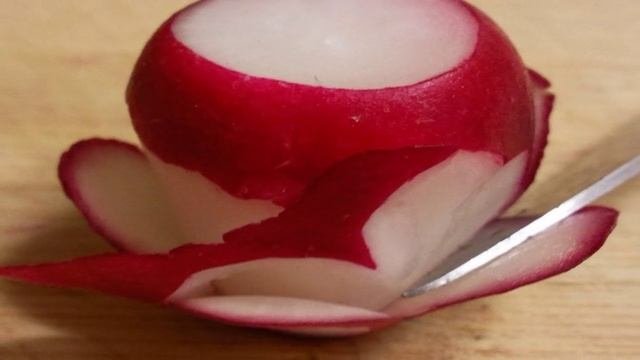 Розочки из редиски