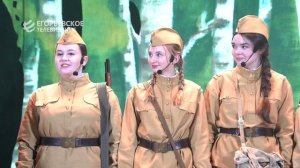 В ДК им. Конина организовали показ спектакля "А зори здесь тихие" для старшего поколения