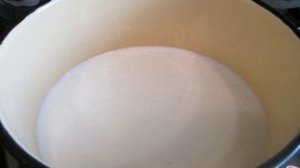 Манная каша с изюмом