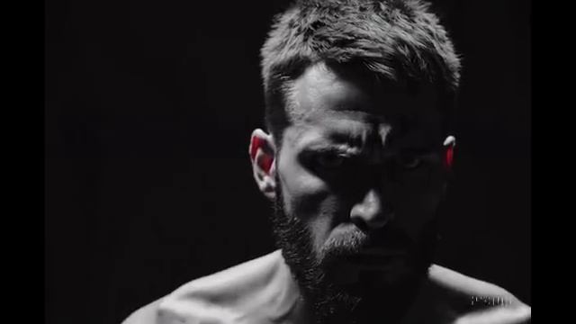 Женщина не чувствует себя в безопасности