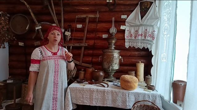 Экскурсия по экспозиции «Русская изба» в Ижморском краеведческом музее