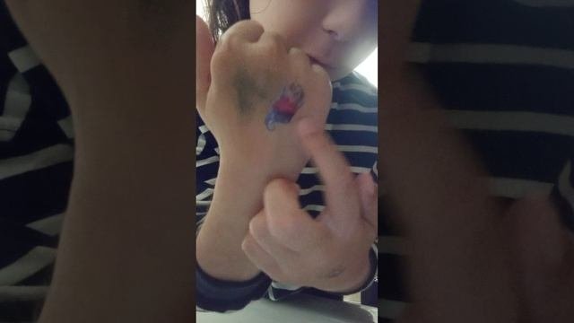 делаю все татушки которые Я купила в шипучке