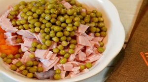Новогодний салат Свинка