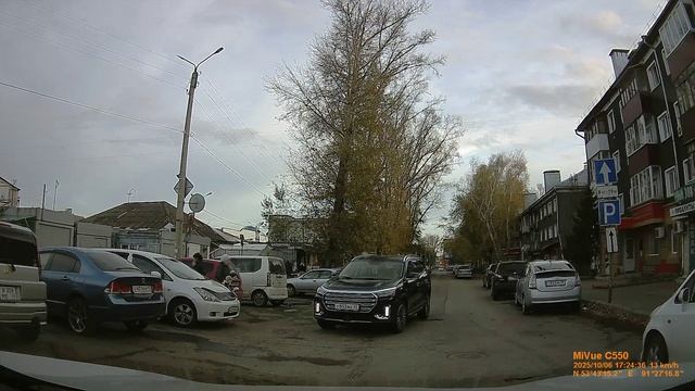 На Чкалова по встречной