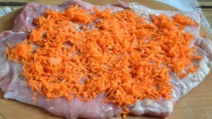 Новогодний рулет из свинины