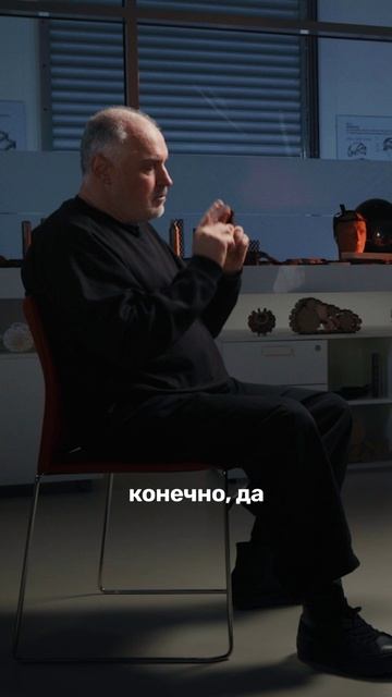 Промышленный дизайнер Владимир Пирожков 20 лет прожил за границей, но вернулся в Россию смотреть онлайн