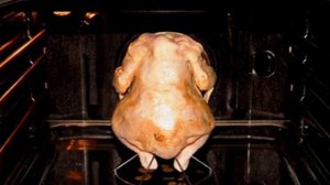 Курица в духовке на подставке