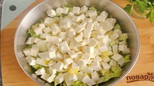 Салат с пекинской капустой и курицей