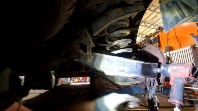 ремонт задней подвески Nissan Pathfinder R51