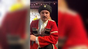 Пламенный привет ансамблю "Вольно Полюшко" от Кубанского казачьего хора.