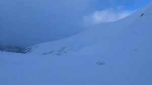 Горные лыжи. Кировск. Прокат моего друга по лыжам вне трасс. апрель 25