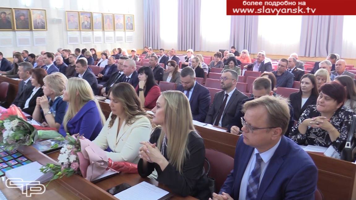Всем вместе нужно работать на благо славянцев