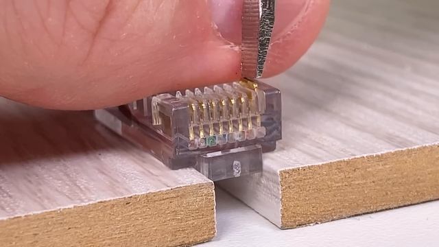 How To Connect The Internet Connector Using A Regular Screwdriver!