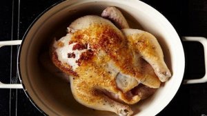 Курица, тушенная в молоке