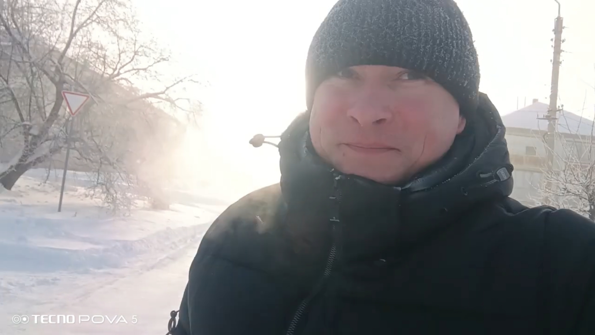 блог/Денис Савенков/обзор на улице мороз -47градусов,ходили в магазин,воспоминания два года назад/