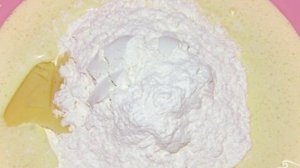 Пирог на кефире с яблоками