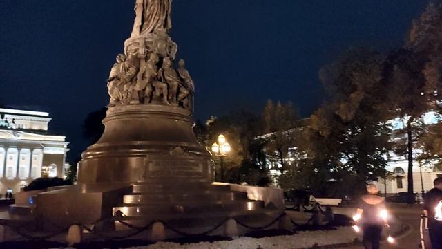 ФАЕР ШОУ ЕКАТЕРИНИНСКИЙ САД