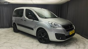 Обзор Peugeot Partner 2021 года