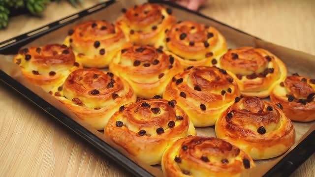 Булочки с маслом и изюмом – рецепт воздушной и ароматной выпечки