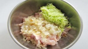 Рубленые куриные котлеты с кабачком