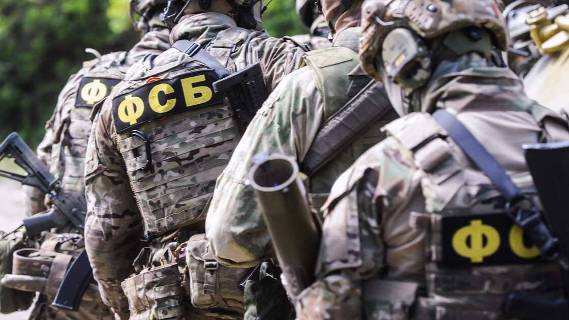 ФСБ задержала жителя Севастополя, передававшего Киеву данные о ПВО