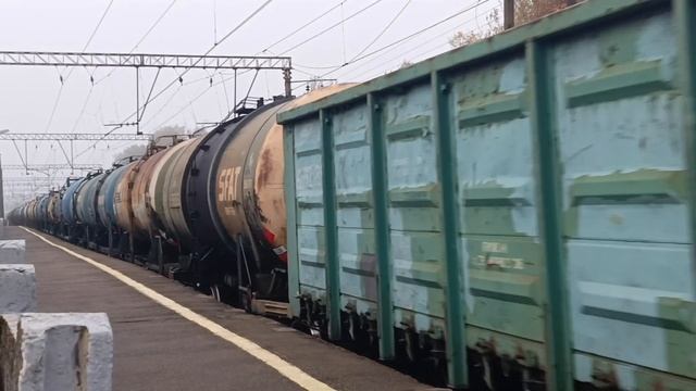 Грузовой и Пассажирские Поезда в Окрестностях Петербурга 1. смотреть онлайн