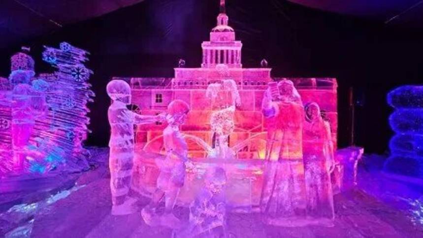 Ледяная сказка в Петропавловской крепости)